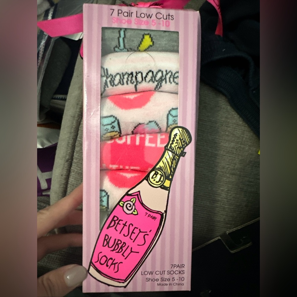 Betsey Johnson Pink and Gray Bath & Body Set